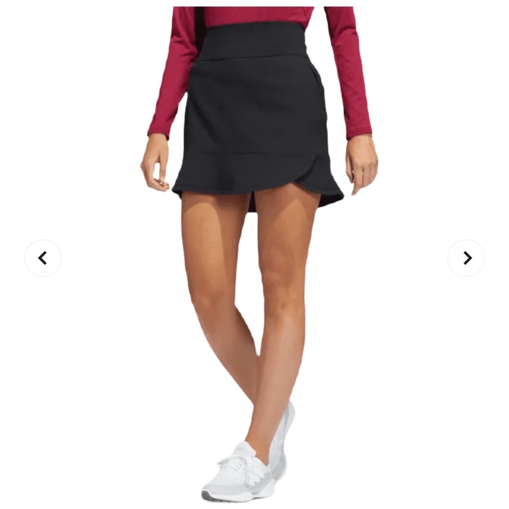 Adidas ladies frill golf skirt size small EUC